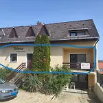 Apartament Tolena