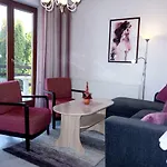 Apartament Tolena *