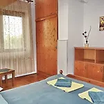Apartament Tolena