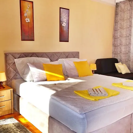 Tolena Apartment