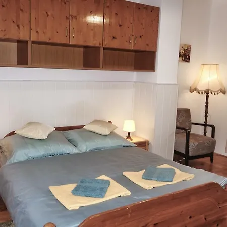 Tolena Apartment *